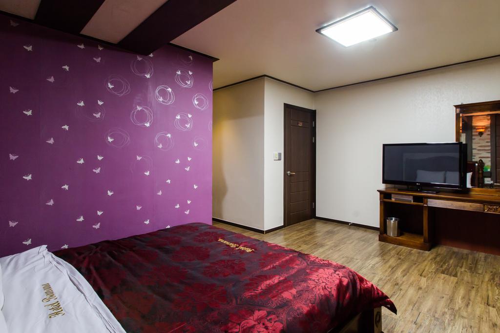 Guangju Hotel Banana Gwangju Metropolitan City Extérieur photo
