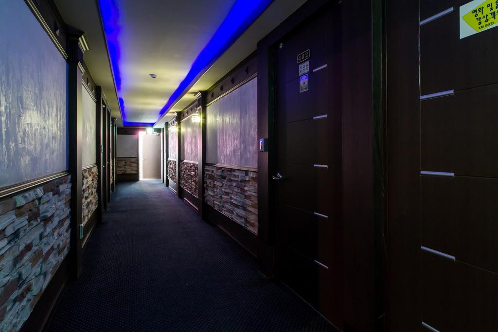 Guangju Hotel Banana Gwangju Metropolitan City Extérieur photo