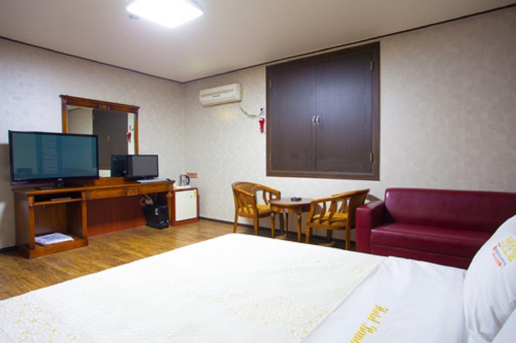Guangju Hotel Banana Gwangju Metropolitan City Extérieur photo