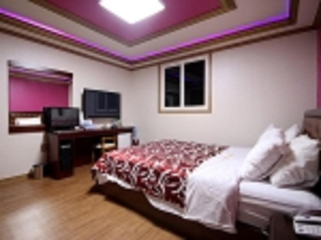 Guangju Hotel Banana Gwangju Metropolitan City Extérieur photo